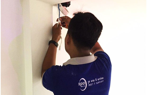 Ceiling WiFi with a strong signal for the office internet and networking access